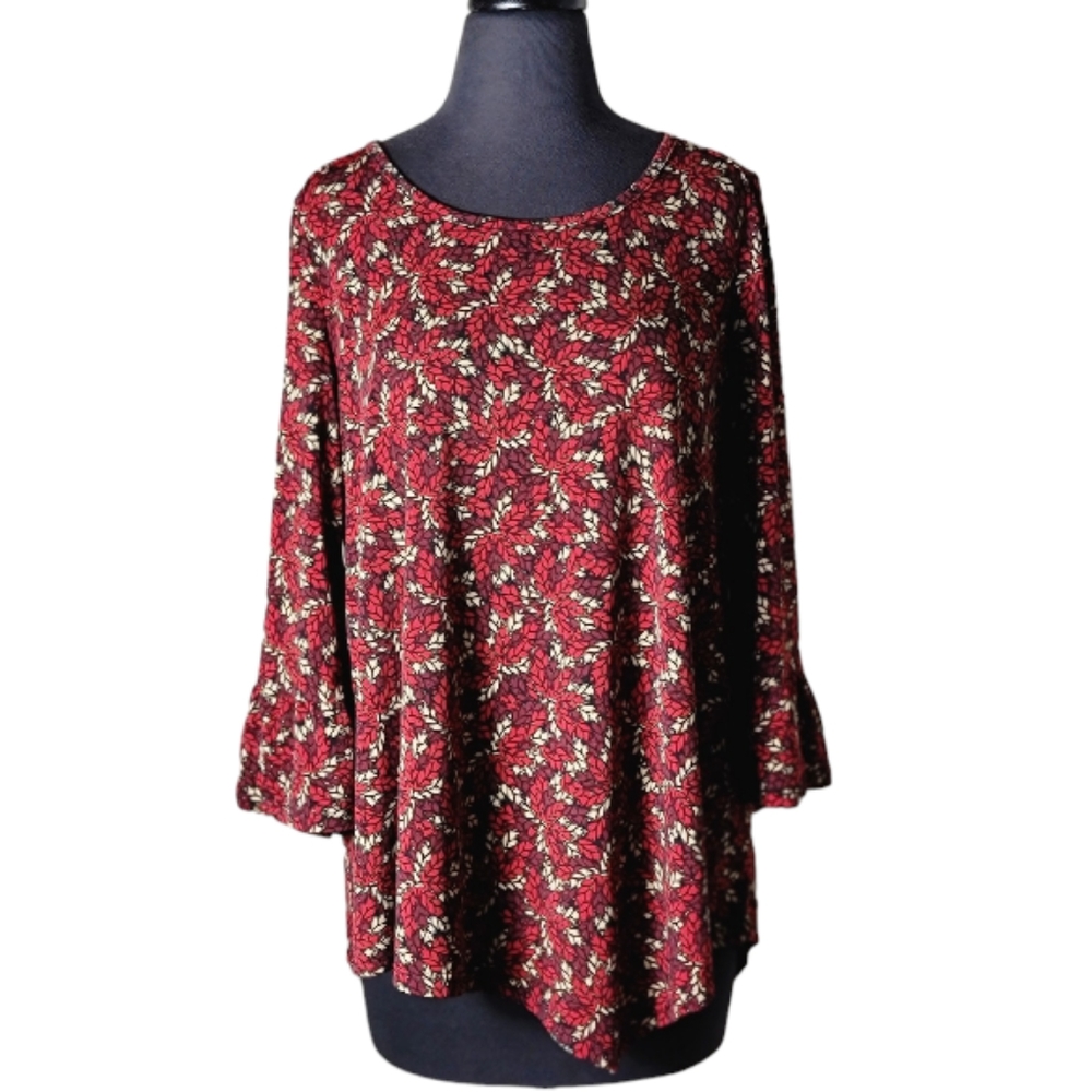 Rafaella women’s size medium  leaf print studded scoop neck 3/4 bell sleeve